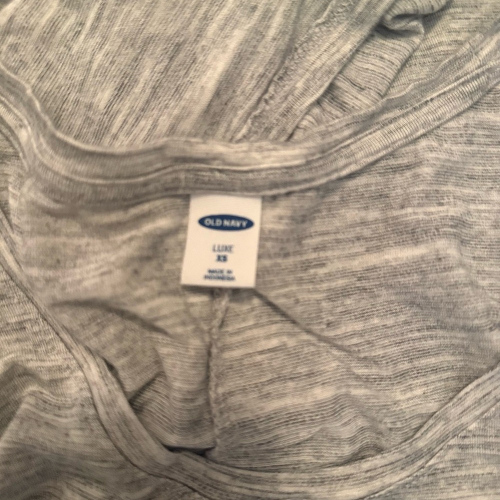 Old Navy Light Gray Tank Top - Picture 3 of 4
